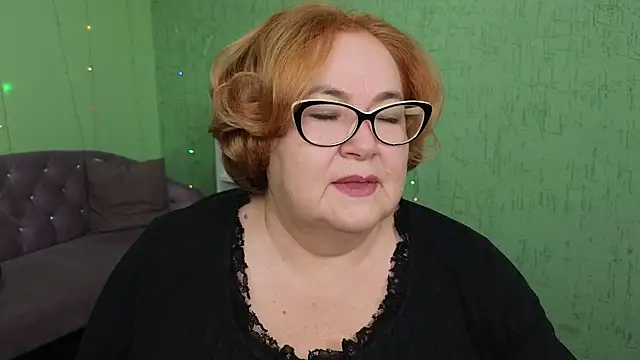 Snapshot of Nola_Nektar chatting on November 21, 2025, 6:34 am Nola Nektar online show from November 21, 2025, 6:34 am