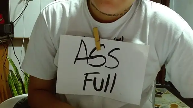 BICHT VERY DIRTY online show from November 19, 2025, 5:02 pm