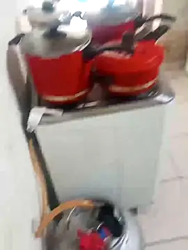  - - novinha - - -  online show from November 20, 2025, 5:23 pm