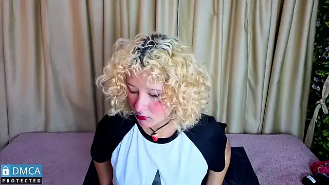 ahsly Zam online show from February 13, 2026, 3:02 am