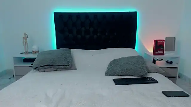 ray Weeed online show from November 26, 2025, 1:17 am