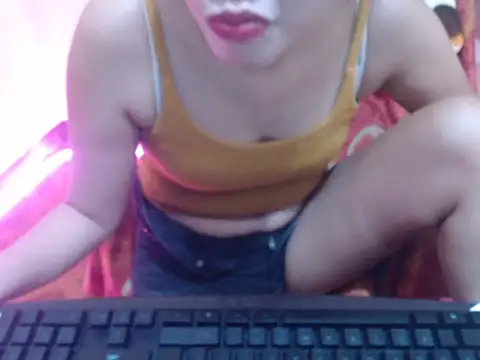 HotAsian Yazzi69 online show from February 18, 2026, 4:36 pm