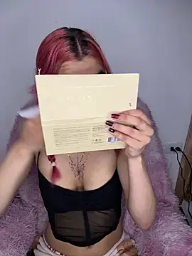 Valen-Foxx1 online show from March 25, 2026, 5:57 am