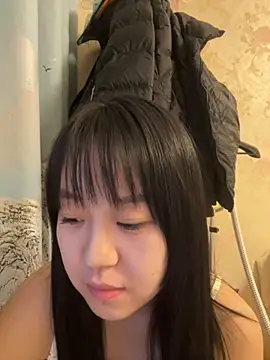 YiYi-12138 online show from November 20, 2025, 9:31 am