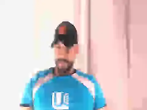 Snapshot of musclehetero chatting on February 12, 2026, 3:12 am musclehetero online show from February 12, 2026, 3:12 am