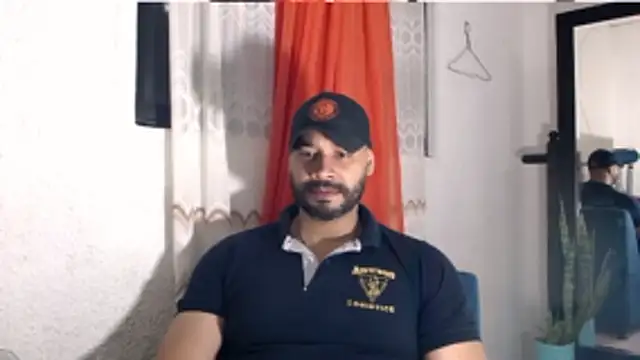 musclehetero online show from June 11, 2026, 2:53 am
