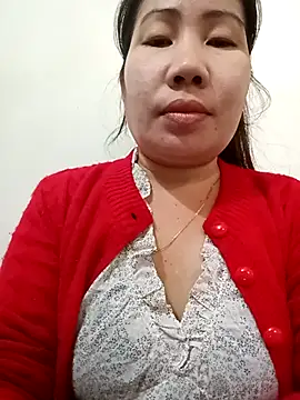 Snapshot of Reema_143 chatting on December 22, 2025, 2:52 am Reema 143 online show from December 22, 2025, 2:52 am