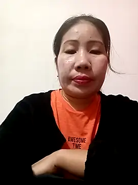 Snapshot of Reema_143 chatting on January 6, 2026, 1:26 pm Reema 143 online show from January 6, 2026, 1:26 pm