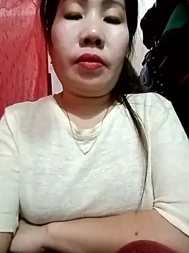 Snapshot of Reema_143 chatting on January 10, 2026, 4:53 pm Reema 143 online show from January 10, 2026, 4:53 pm