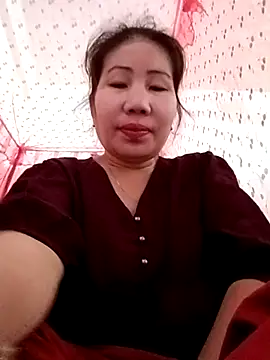 Snapshot of Reema_143 chatting on January 16, 2026, 4:16 am Reema 143 online show from January 16, 2026, 4:16 am