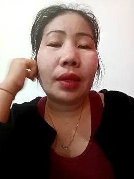 Snapshot of Reema_143 chatting on February 14, 2026, 3:47 am Reema 143 online show from February 14, 2026, 3:47 am