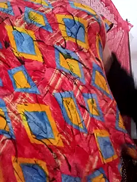 Snapshot of Reema_143 chatting on February 22, 2026, 4:35 am Reema 143 online show from February 22, 2026, 4:35 am