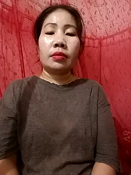 Snapshot of Reema_143 chatting on February 22, 2026, 4:38 pm Reema 143 online show from February 22, 2026, 4:38 pm