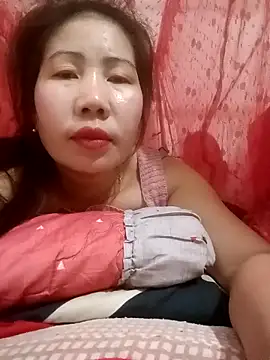 Snapshot of Reema_143 chatting on February 26, 2026, 9:47 pm Reema 143 online show from February 26, 2026, 9:47 pm