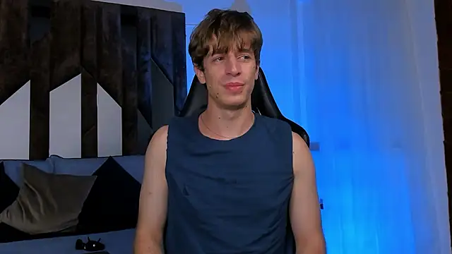 Snapshot of Ostin_Saints chatting on January 18, 2026, 7:01 am Ostin Saints online show from January 18, 2026, 7:01 am