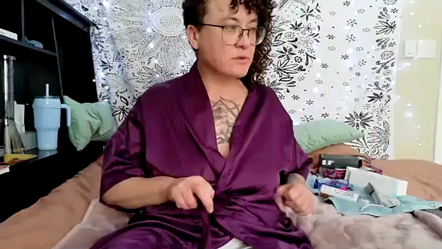 Snapshot of sareberr420 chatting on January 19, 2026, 4:00 pm sareberr420 online show from January 19, 2026, 4:00 pm