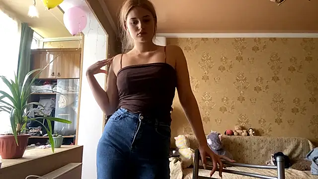 Snapshot of Malley_Saunds chatting on November 24, 2025, 7:08 am Malley Saunds online show from November 24, 2025, 7:08 am