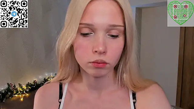 CherrylHolme online show from January 11, 2026, 7:41 pm