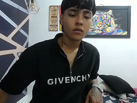 Snapshot of IndigoSexxy chatting on November 22, 2025, 1:54 pm IndigoSexxy online show from November 22, 2025, 1:54 pm