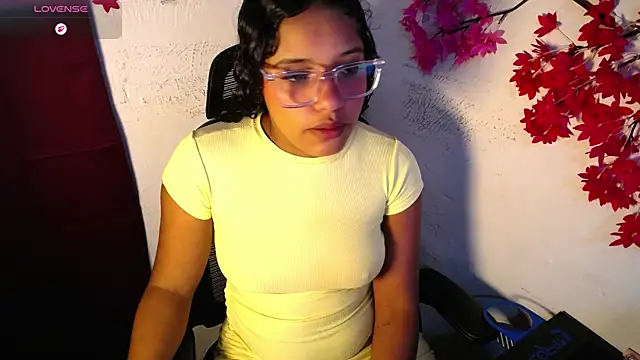 chleo rosse online show from April 28, 2026, 11:10 pm