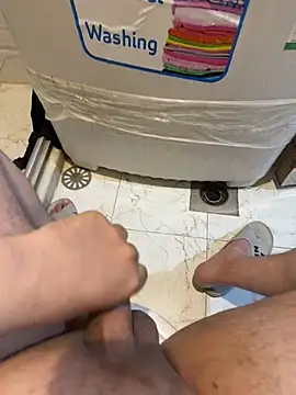 SexyMuslimDick online show from May 27, 2026, 12:13 pm