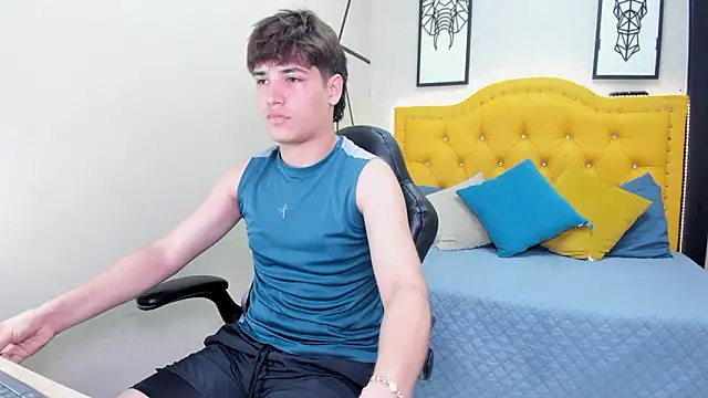 JakeSummer  online show from February 18, 2026, 7:10 pm