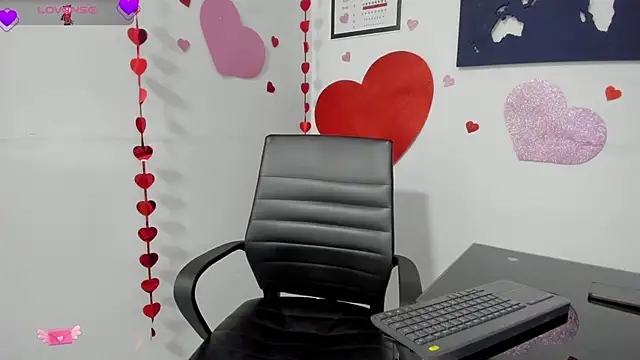 Snapshot of Nanku_Na chatting on February 24, 2026, 1:09 pm Nanku Na online show from February 24, 2026, 1:09 pm