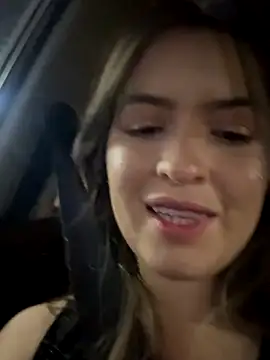 Snapshot of Little__Danni1 chatting on December 1, 2025, 1:21 am Little Danni1 online show from December 1, 2025, 1:21 am