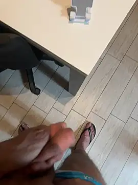 Alexbbcum online show from July 6, 2026, 5:37 pm