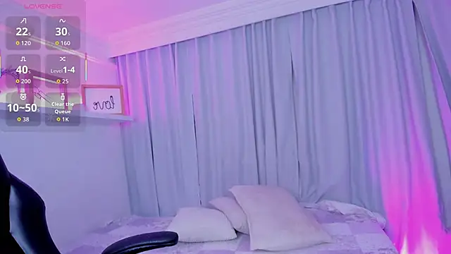 Snapshot of emmyheart7 chatting on November 29, 2025, 3:42 am emmyheart7 online show from November 29, 2025, 3:42 am