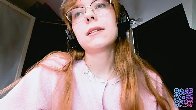 LouettaTornese online show from November 29, 2025, 9:12 am