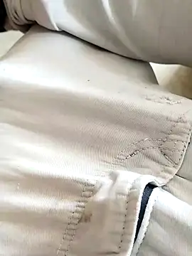 Snapshot of Roy___121 chatting on November 22, 2025, 5:06 am Roy 121 online show from November 22, 2025, 5:06 am