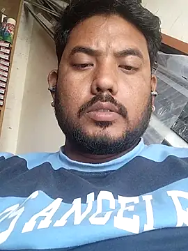 Snapshot of Roy___121 chatting on February 28, 2026, 8:48 am Roy 121 online show from February 28, 2026, 8:48 am