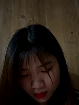 Snapshot of Spring-spring chatting on November 24, 2025, 5:45 pm Spring-spring online show from November 24, 2025, 5:45 pm