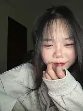 Kiee-lee online show from February 26, 2026, 2:49 pm