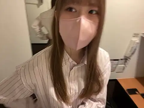 binyu rua online show from May 13, 2026, 1:36 am
