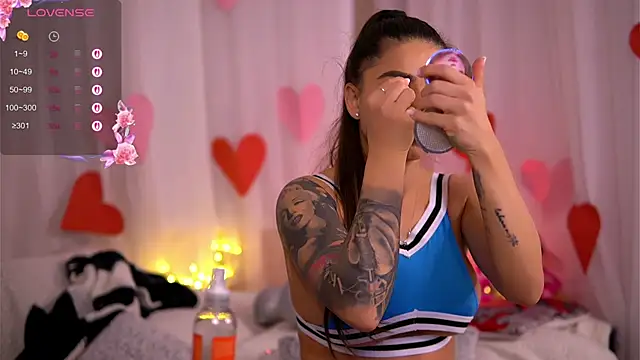 PureEllieX online show from February 26, 2026, 5:50 am