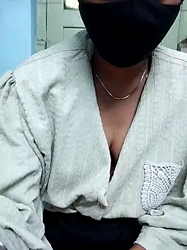 Snapshot of Miss_tinaaa chatting on November 26, 2025, 10:38 am Miss tinaaa online show from November 26, 2025, 10:38 am