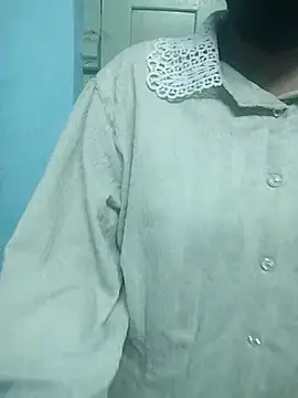 Snapshot of Miss_tinaaa chatting on November 27, 2025, 10:39 am Miss tinaaa online show from November 27, 2025, 10:39 am