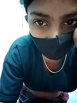 Snapshot of Miss_tinaaa chatting on December 3, 2025, 10:46 am Miss tinaaa online show from December 3, 2025, 10:46 am