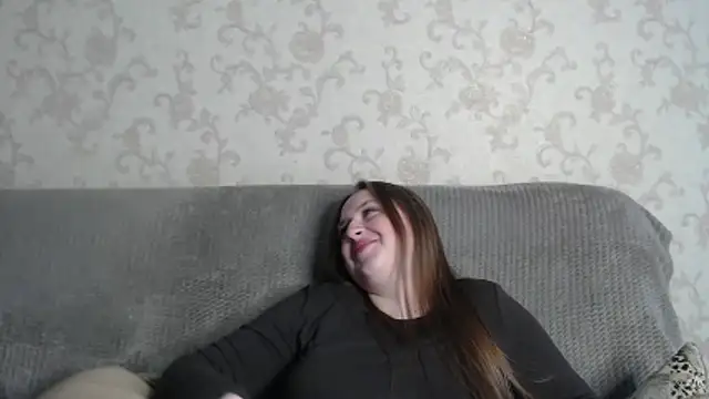 GirlPlayer online show from April 15, 2026, 11:06 am