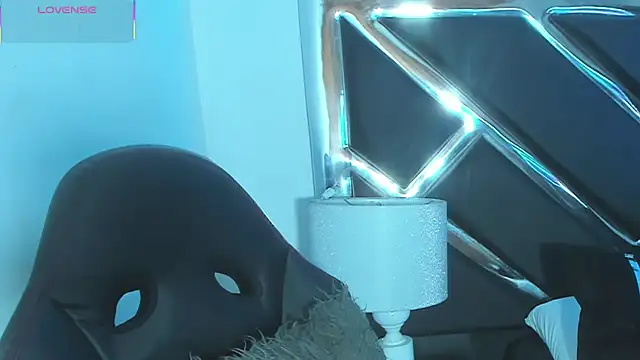 JojoBraando online show from December 22, 2025, 11:57 pm