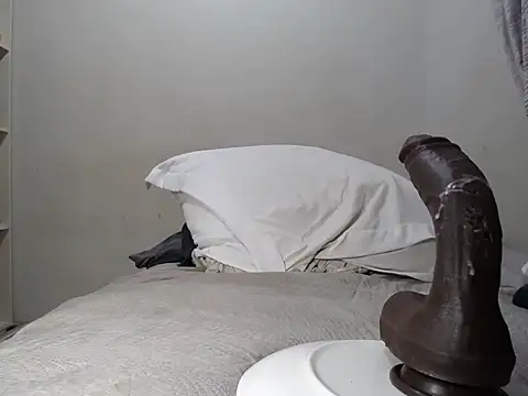 Snapshot of KinkyJXxX chatting on March 7, 2026, 4:26 pm KinkyJXxX online show from March 7, 2026, 4:26 pm