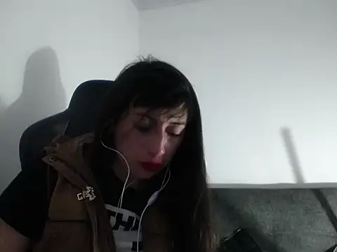 luisa homes online show from December 18, 2025, 11:00 pm