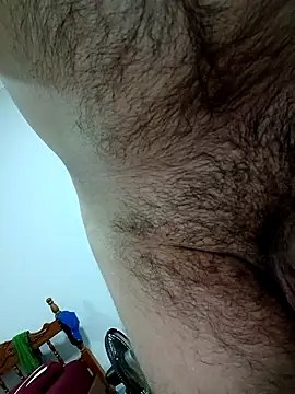 LeasedTinge online show from November 21, 2025, 2:32 am