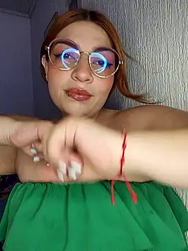 mila curvy online show from March 26, 2026, 5:57 am
