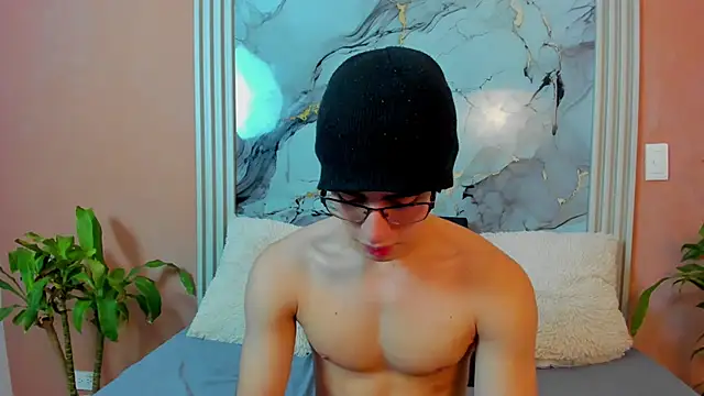 eren jeager online show from November 28, 2025, 3:20 am