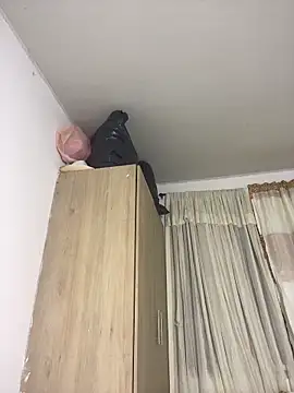 katthyasmitth online show from February 3, 2026, 2:53 am