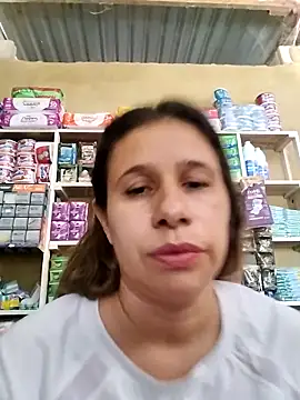 Snapshot of MIA-LARIOS chatting on April 27, 2026, 3:21 pm MIA-LARIOS online show from April 27, 2026, 3:21 pm