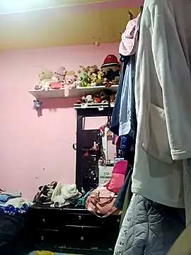 Chantal sex22 online show from December 13, 2025, 8:14 pm